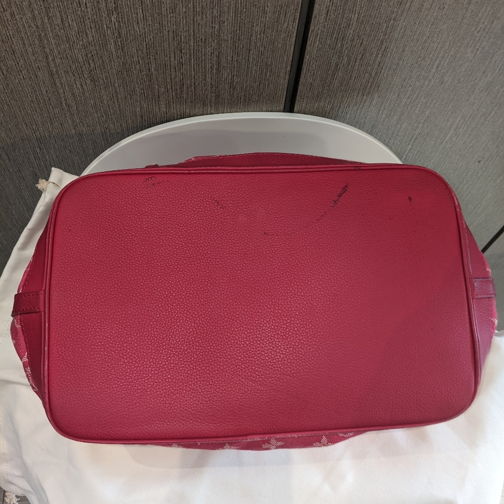 Louis Vuitton: Denim Noefull MM Monogram Tote - Picture 14 of 14